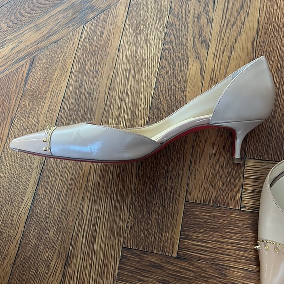 Christian Louboutin Nude Low Heels with Spikes - Picture 6 of 6